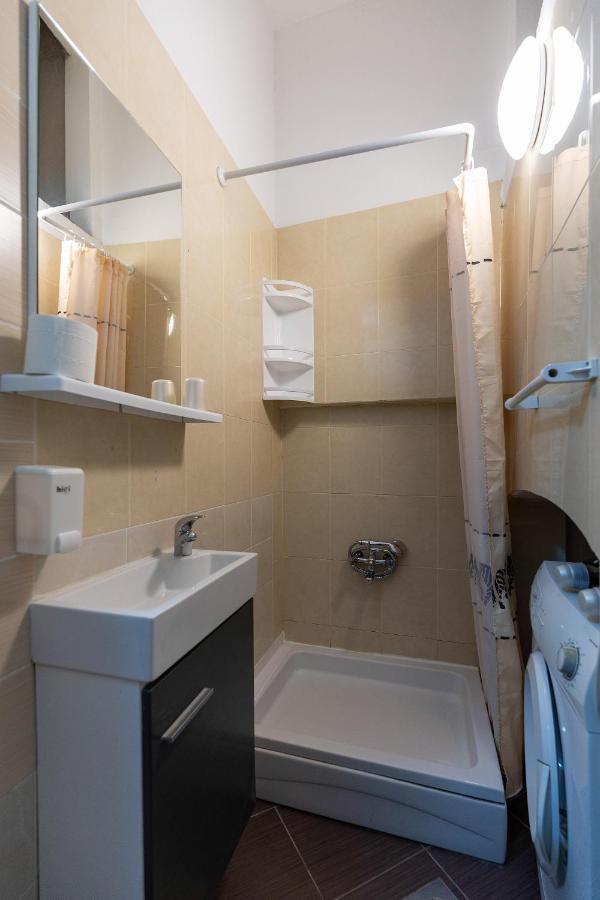 Top Central Apartments プーラ エクステリア 写真