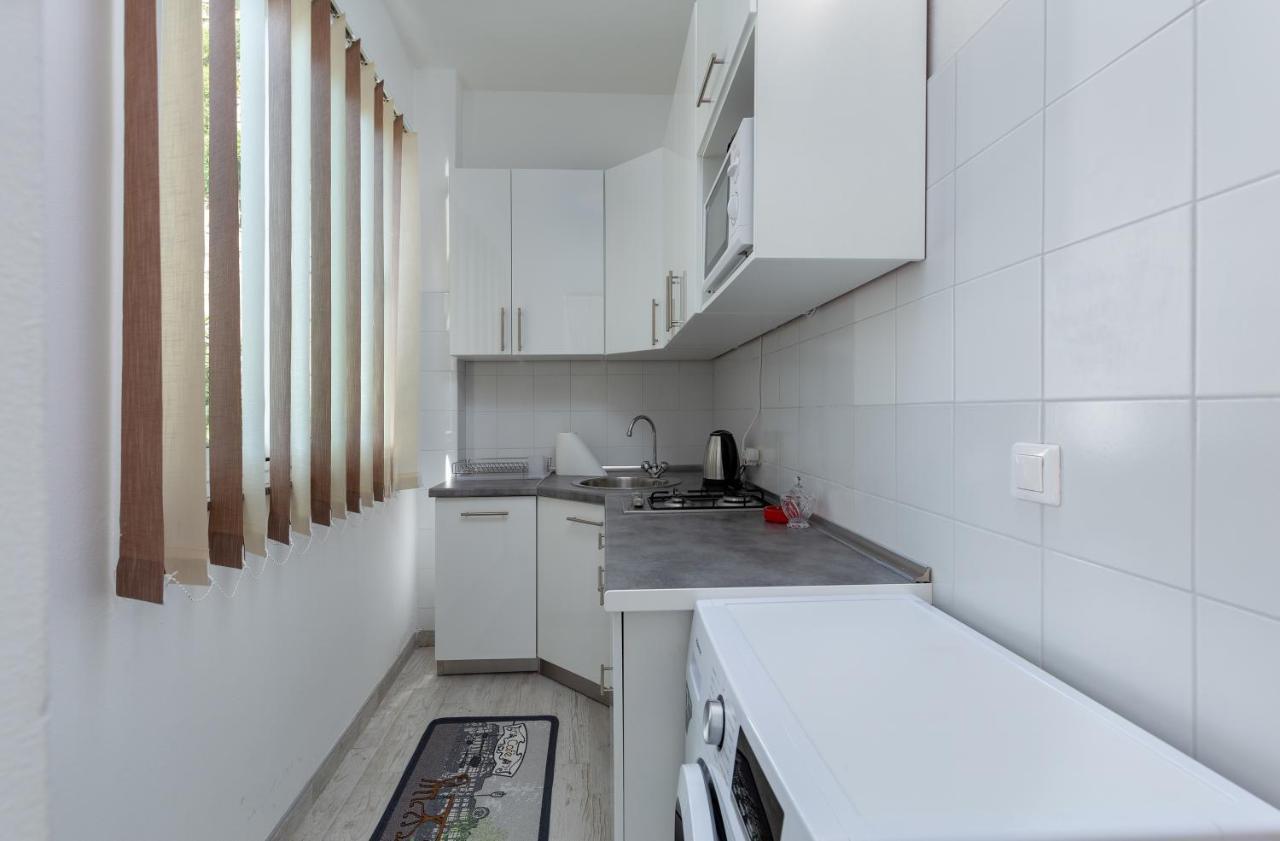 Top Central Apartments プーラ エクステリア 写真