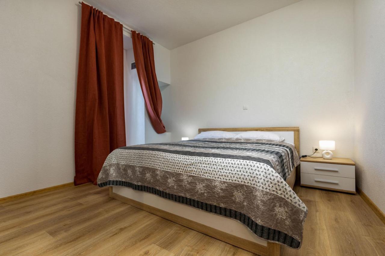 Top Central Apartments プーラ エクステリア 写真