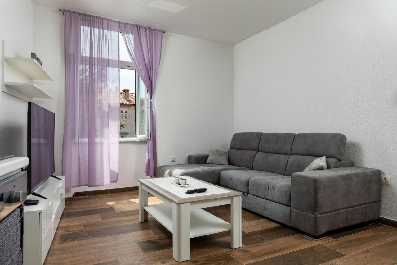 Top Central Apartments プーラ エクステリア 写真